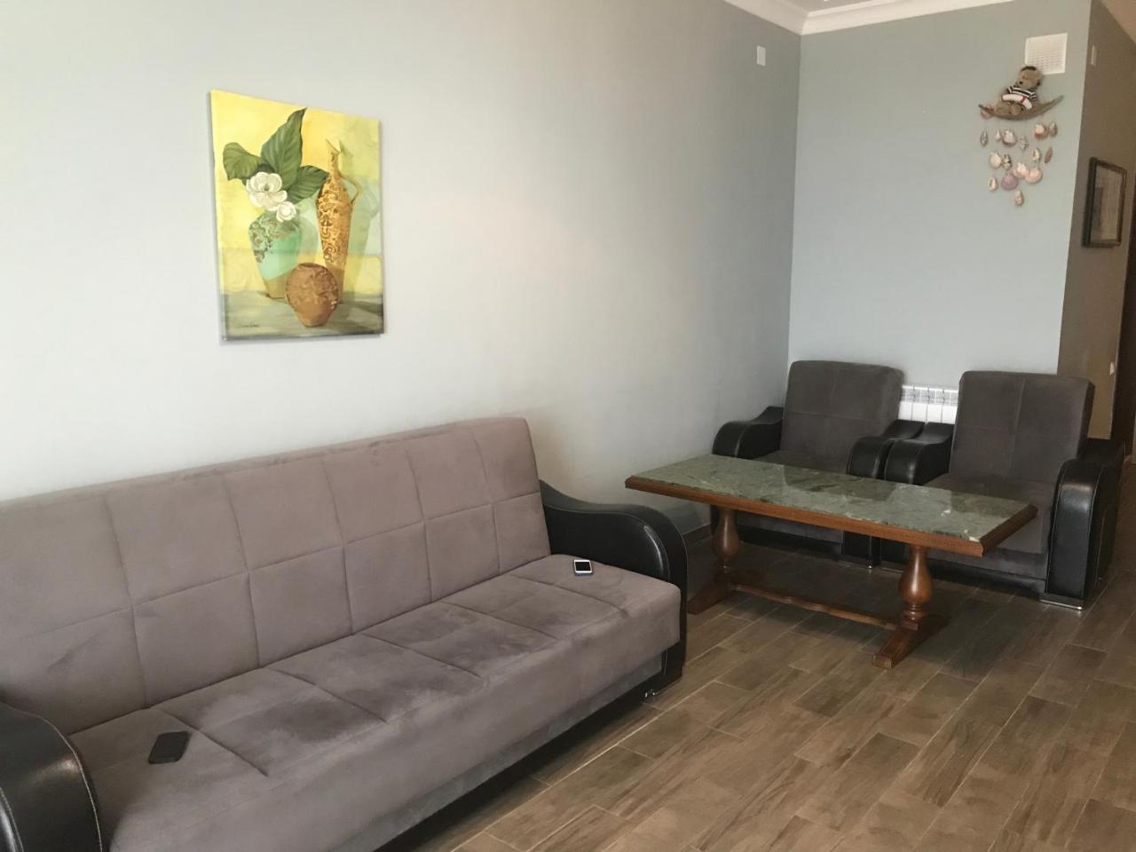 David Apt 1A Batumi Luaran gambar