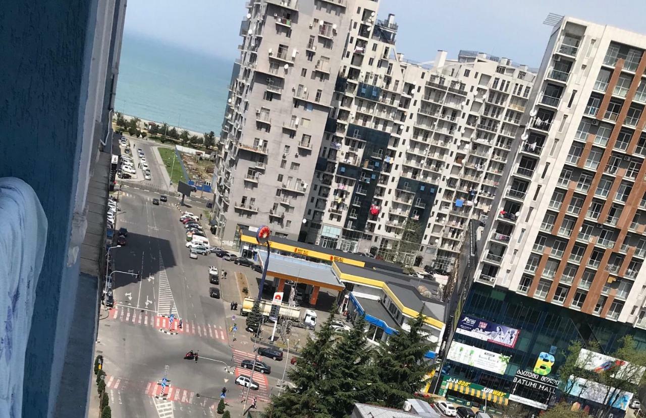 David Apt 1A Batumi Luaran gambar